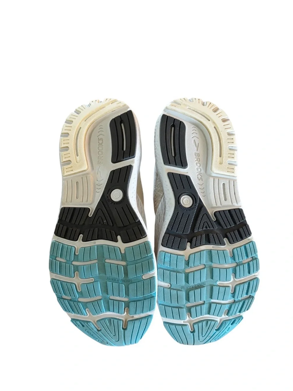 Brooks Ghost 16 Running‎ shoe Coconut Château Grey size 9 outdoors gym trainer